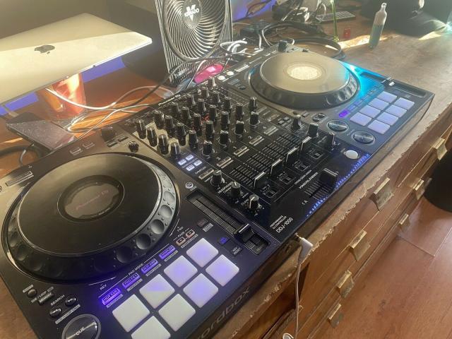 за продажба Pioneer DJ DDJ-1000 Black 4ch Performance DJ Controller Rekordbox