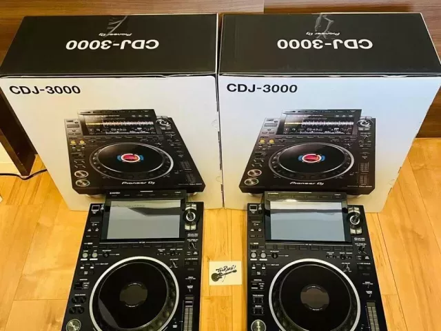 Pioneer DJ XDJ-RX3, Pioneer DDJ-REV7 DJ Controller, Pioneer XDJ XZ, Pioneer DDJ 1000, Pioneer DDJ 1000SRT , Pioneer CDJ 30