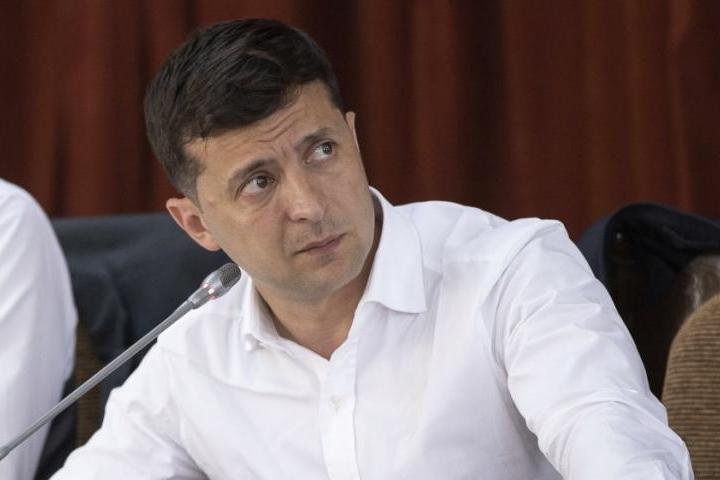 Документи на Пандора: Лидерът на Украйна се стреми да оправдае офшорни сметки